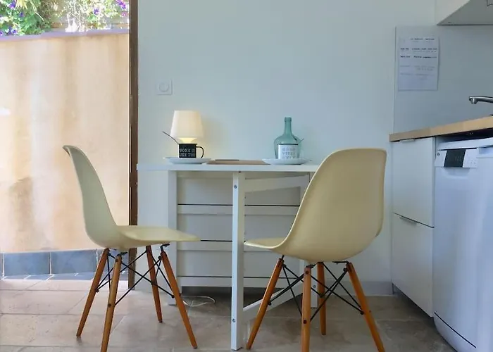 Bianca T2 - Terrasse - Parking - Calme - 1mn De La