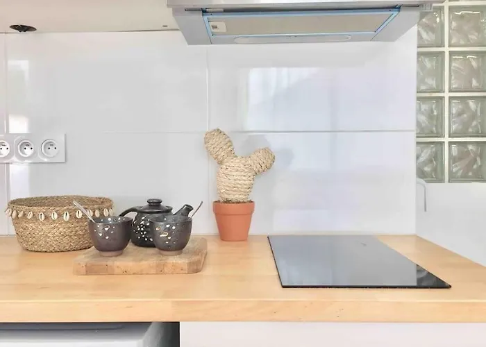 Bianca T2 - Terrasse - Parking - Calme - 1mn De La Apartman